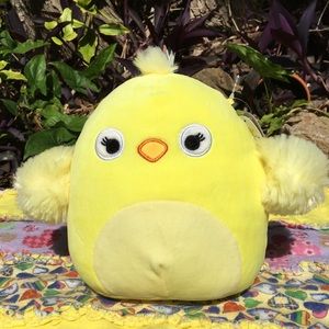 Aimee the Chick 8in Squishmallow